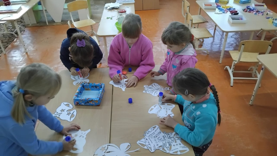 Готовимся к встрече Нового года Готовимся к встрече Нового года.