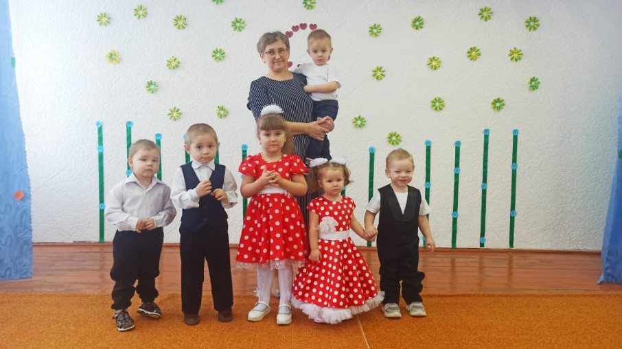 8 марта Международный женский день 8 марта Международный женский день.